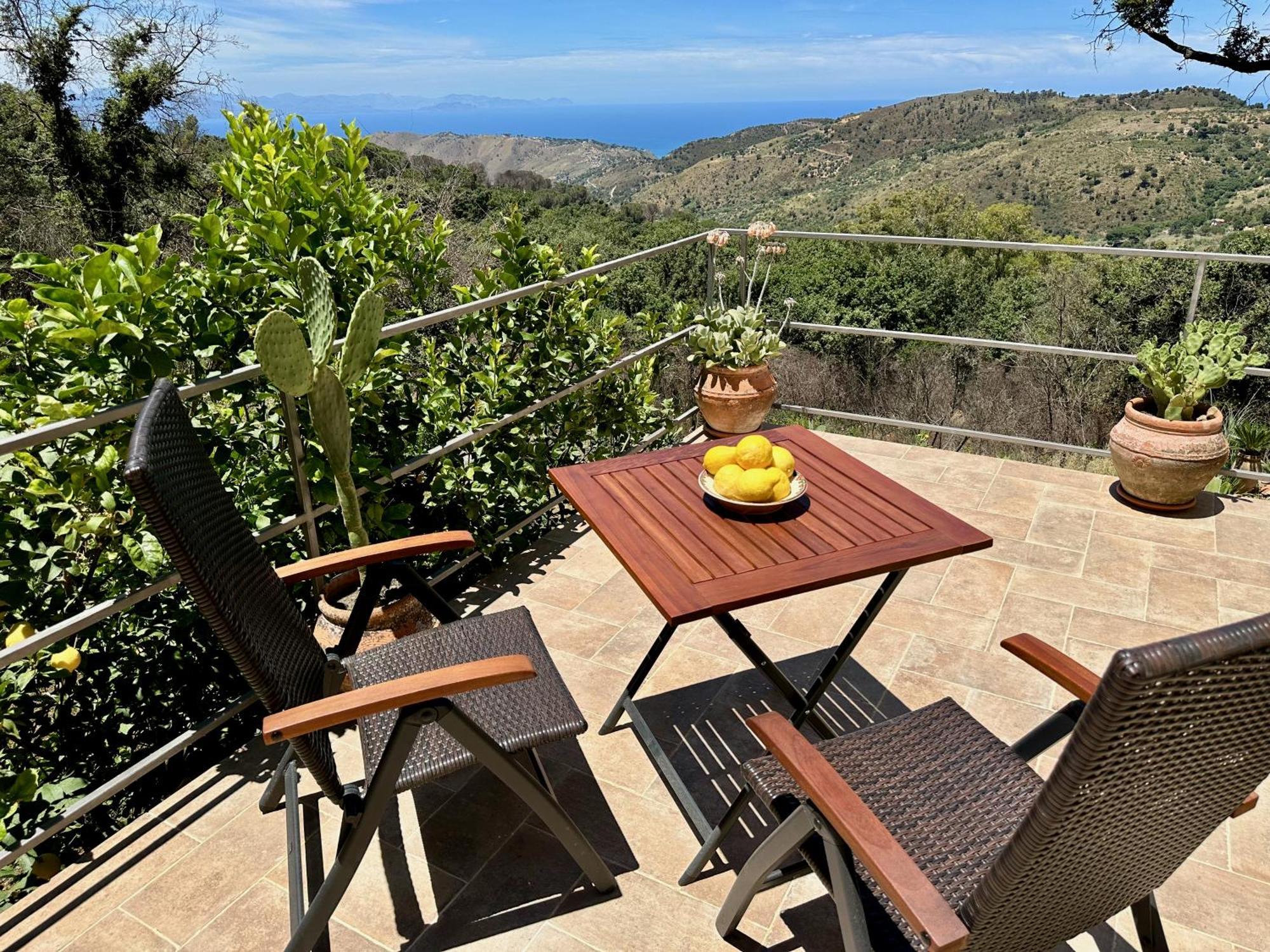 Cefalu Forest Hideout Exterior photo